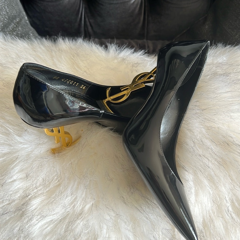 Like new. Used twice.